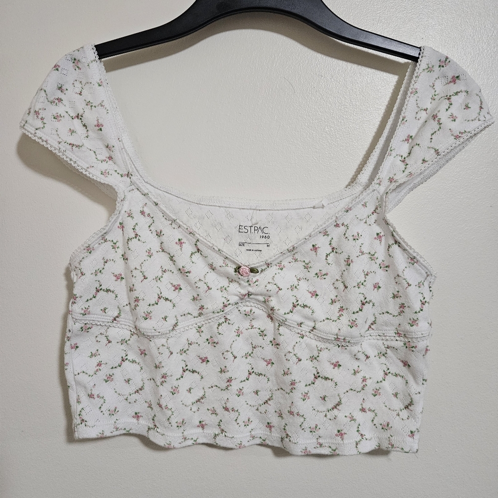 PacSun White Floral Crop Top